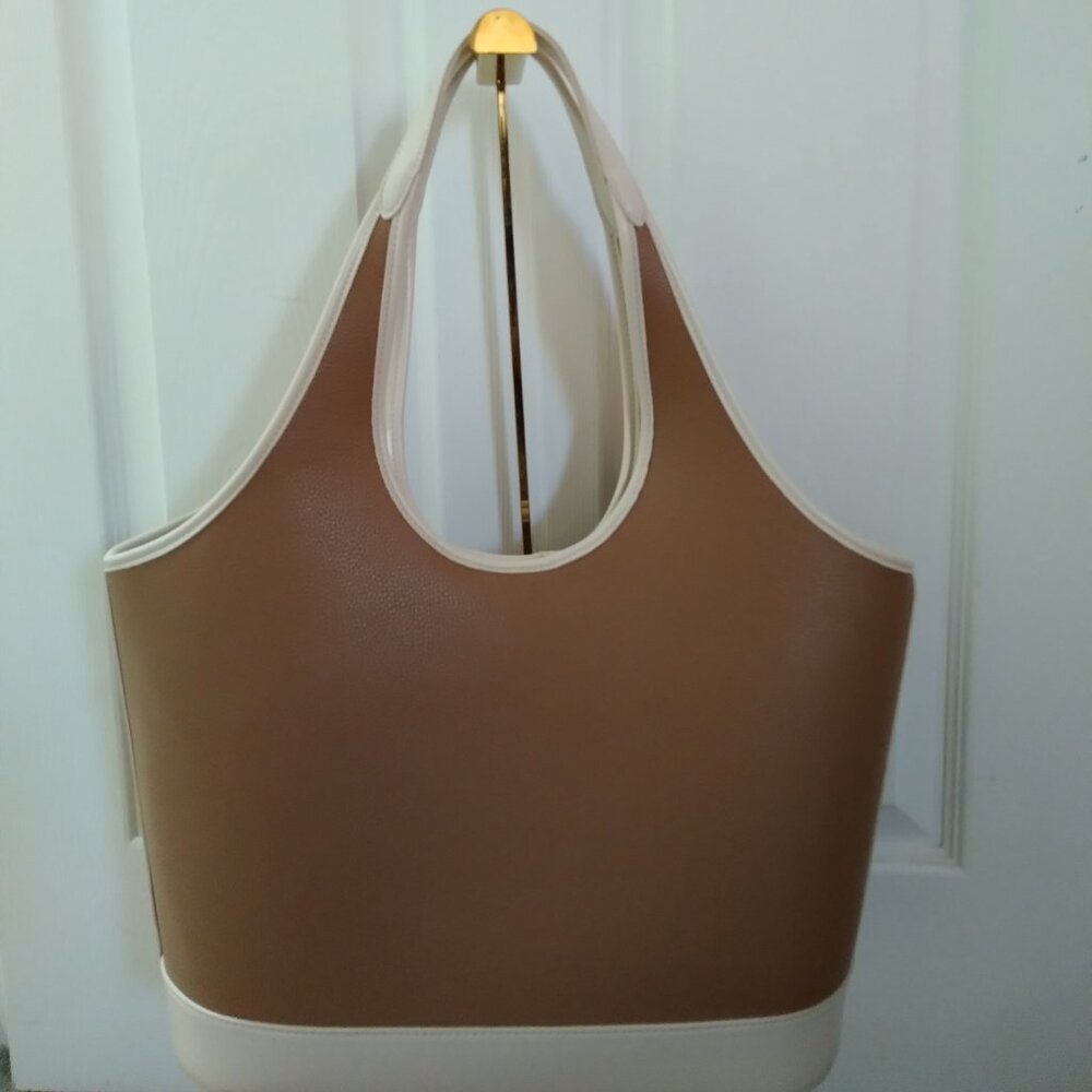 Tahari Purse 2 Piece Set NWT - Picture 2 of 7